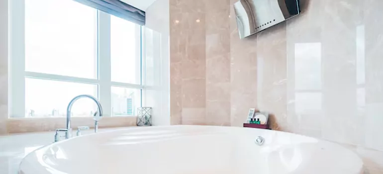 Bathroom Window Coverings in Muskoka, ON