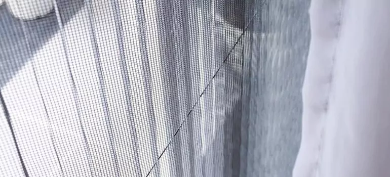 Fixing Screen Window Mesh in Muskoka, ON